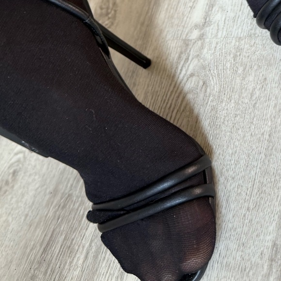 Black heel sandals - Picture 9 of 10